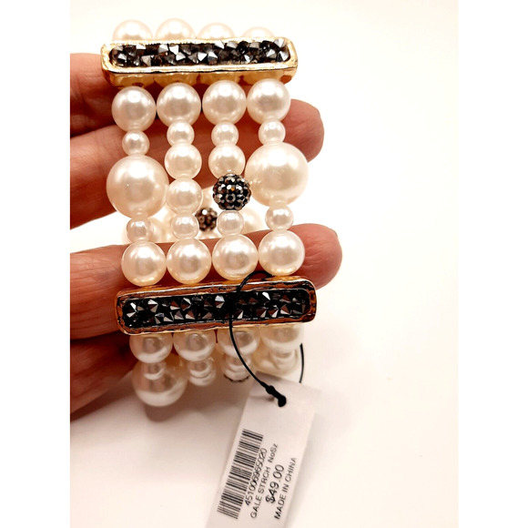 Chico's NWT Faux Pearl Crystal Druzy Accents Multi-Strand Stretch Bracelet NEW - Picture 1 of 4